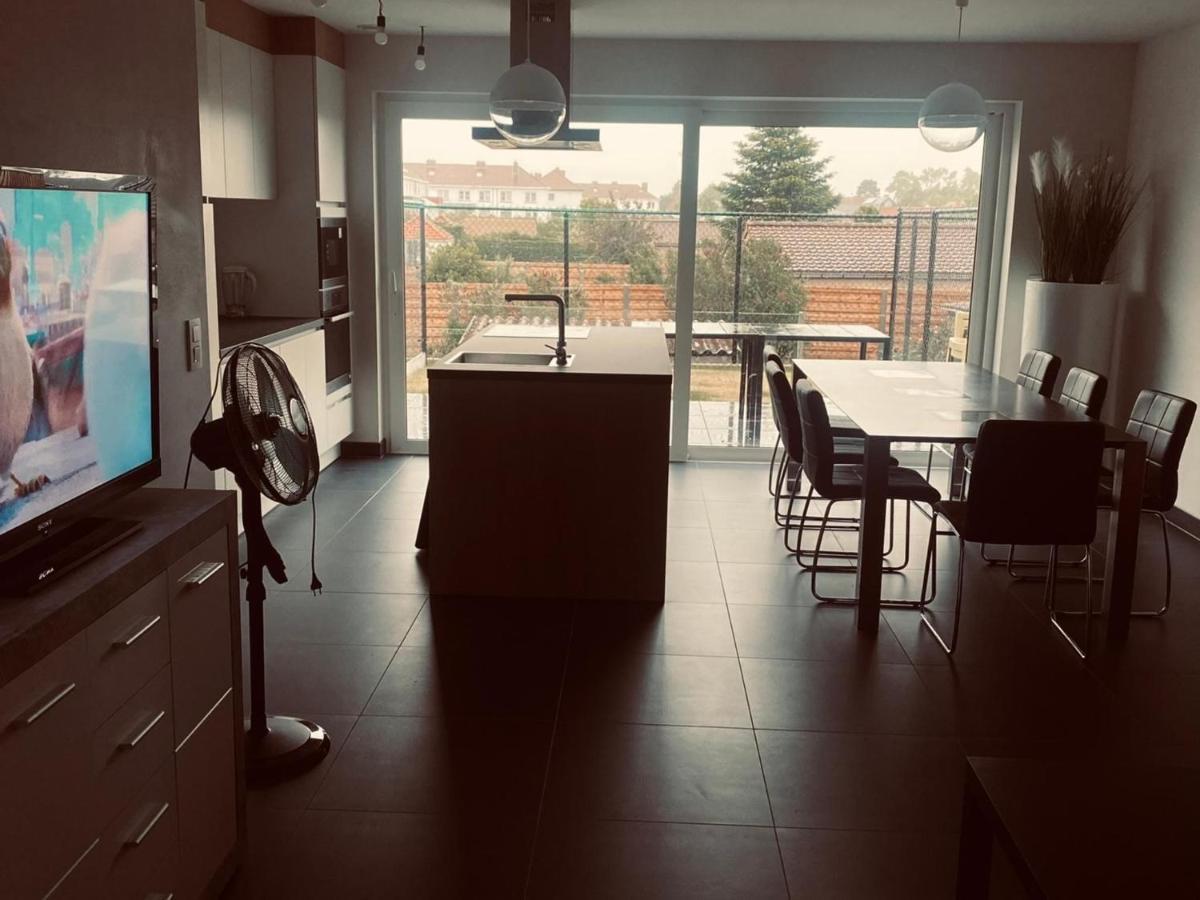 Holiday Home In De Panne Near Plopsaland Esterno foto